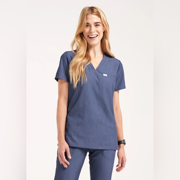 Lago Scrub Set in Denim - Picture 2 of 3